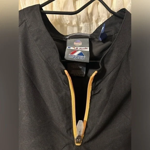 Authentic Majestic MLB Pittsburgh Pirates windbreaker - Picture 6 of 6